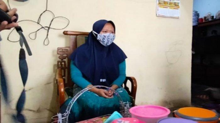 Kisah Guru TK di Malang: Dipecat Sekolah & Diancam Bunuh Debt Collector, Terjerat Utang Demi Kuliah