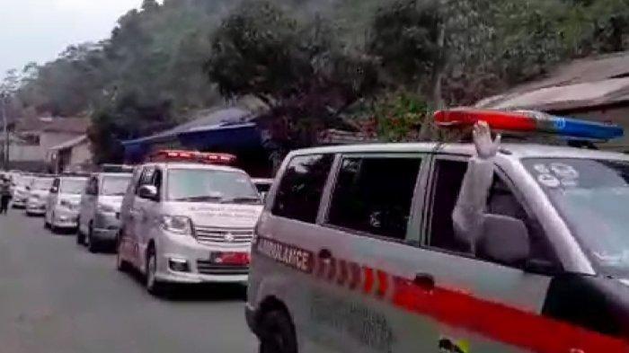 Viral, Ambulans Bawa Pasien Lansia Dihalangi oleh Mobil Pribadi di Jakarta Timur